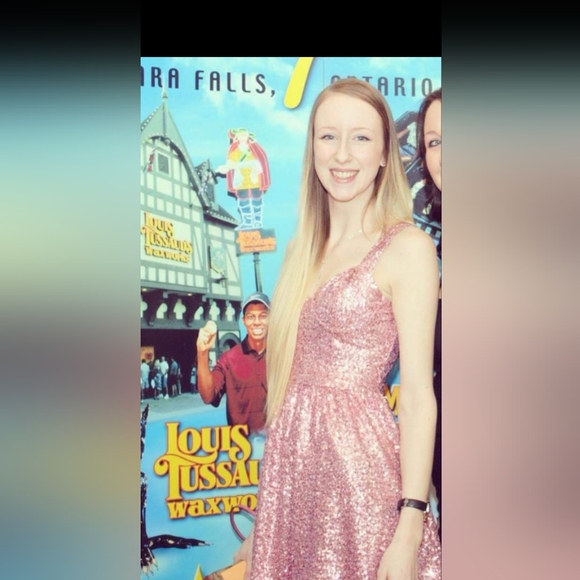 Sequin sparkly pink dress - Picture 5 of 5